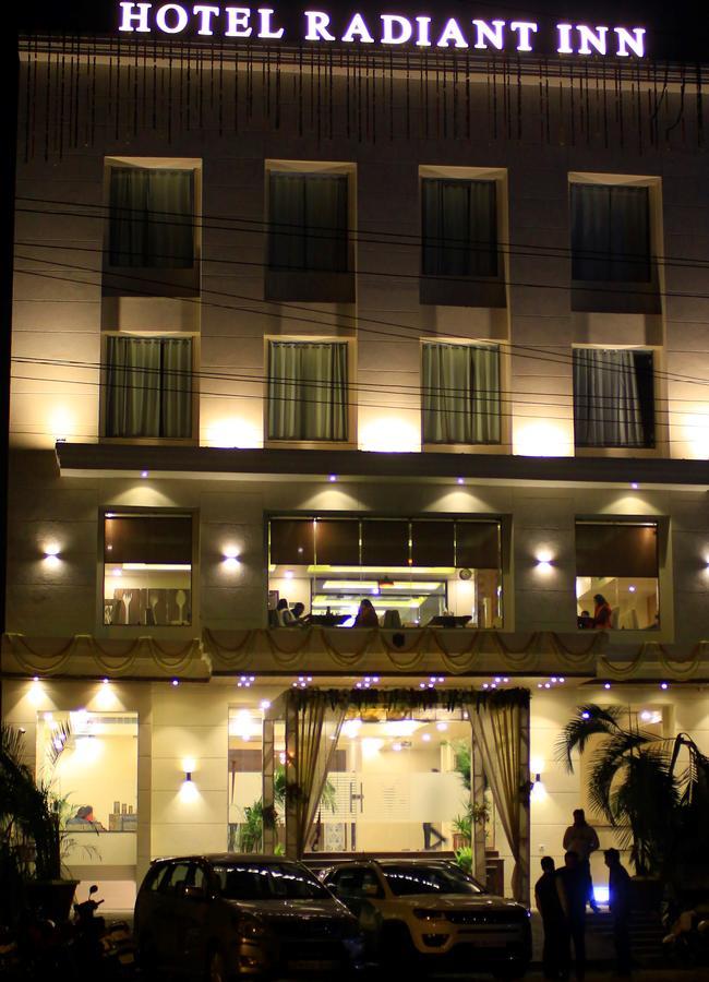 Hotel Radiant Inn Roorkee Eksteriør billede
